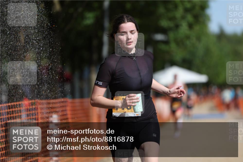 07.09.2025 - 19. Norderstedt Triathlon Michael Strokosch http://msf.ph/oto/8816878 07.09.2025 11:47:15 Laufen 1158, 1159 meine-sportfotos.de