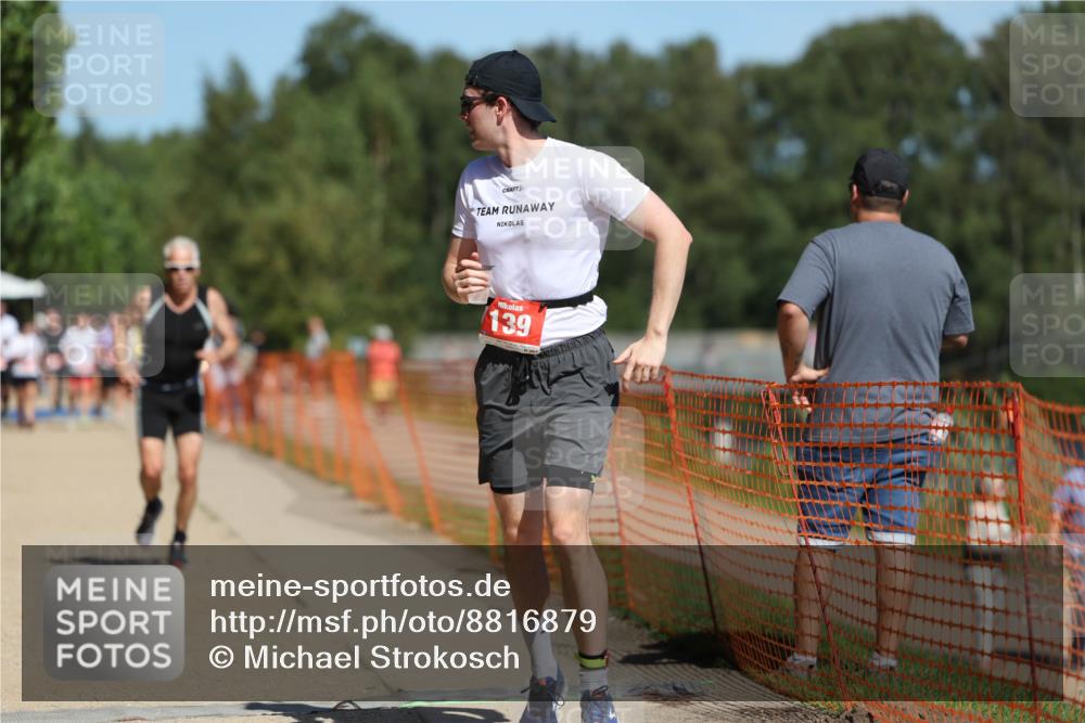 07.09.2025 - 19. Norderstedt Triathlon Michael Strokosch http://msf.ph/oto/8816879 07.09.2025 12:57:42 Laufen 139, 309, 813 meine-sportfotos.de