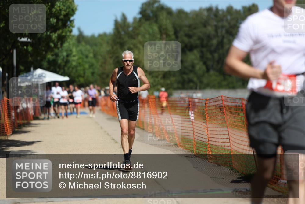 07.09.2025 - 19. Norderstedt Triathlon Michael Strokosch http://msf.ph/oto/8816902 07.09.2025 12:57:44 Laufen 139, 309, 813 meine-sportfotos.de