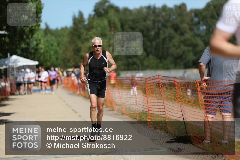 07.09.2025 - 19. Norderstedt Triathlon Michael Strokosch http://msf.ph/oto/8816922 07.09.2025 12:57:45 Laufen 139, 813 meine-sportfotos.de