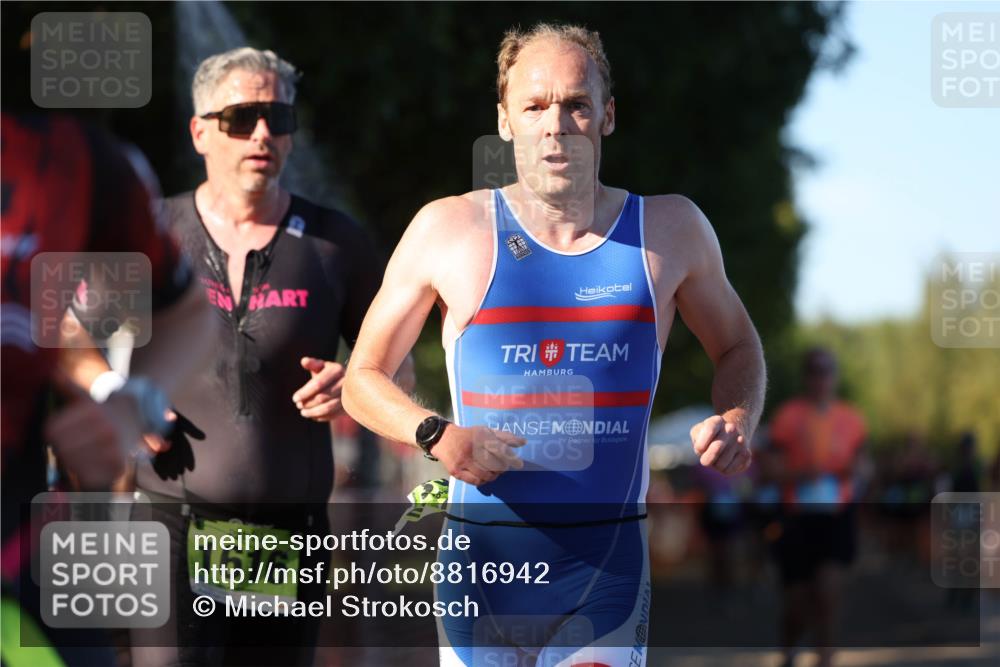 07.09.2025 - 19. Norderstedt Triathlon Michael Strokosch http://msf.ph/oto/8816942 07.09.2025 16:35:23 Laufen 362, 387, 390, 526, 1064, 1429, 1455, 1600, 1616 meine-sportfotos.de