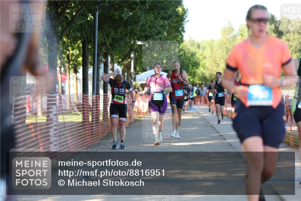 07.09.2025 - 19. Norderstedt Triathlon Michael Strokosch http://msf.ph/oto/8816951 07.09.2025 16:35:27 Laufen 362, 387, 390, 408, 446, 526, 889, 945, 1064, 1429, 1455 meine-sportfotos.de