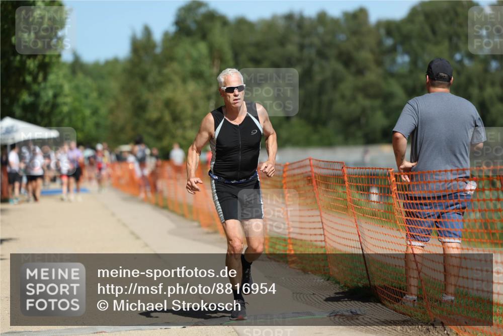 07.09.2025 - 19. Norderstedt Triathlon Michael Strokosch http://msf.ph/oto/8816954 07.09.2025 12:57:46 Laufen 139, 813 meine-sportfotos.de
