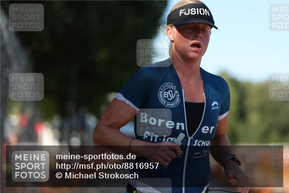 07.09.2025 - 19. Norderstedt Triathlon Michael Strokosch http://msf.ph/oto/8816957 07.09.2025 15:37:58 Laufen 441, 477 meine-sportfotos.de