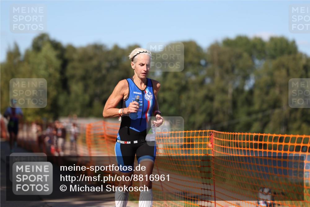 07.09.2025 - 19. Norderstedt Triathlon Michael Strokosch http://msf.ph/oto/8816961 07.09.2025 15:38:06 Laufen 475, 477, 963, 1496, 1504 meine-sportfotos.de