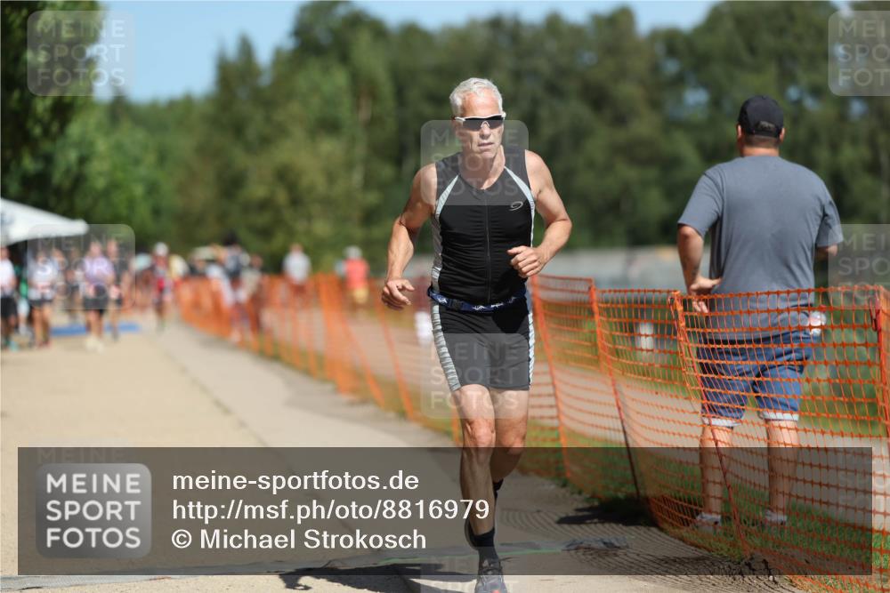 07.09.2025 - 19. Norderstedt Triathlon Michael Strokosch http://msf.ph/oto/8816979 07.09.2025 12:57:46 Laufen 139, 813 meine-sportfotos.de