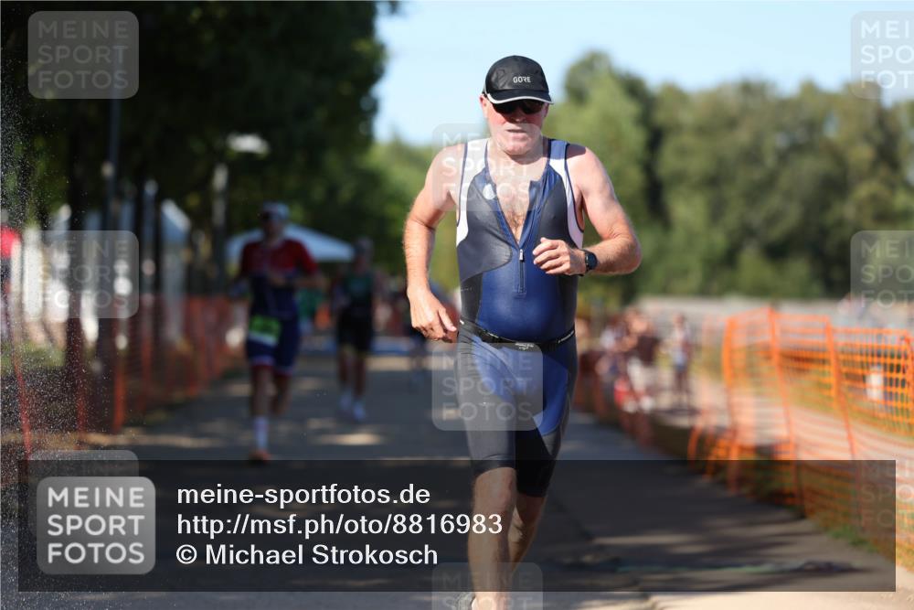 07.09.2025 - 19. Norderstedt Triathlon Michael Strokosch http://msf.ph/oto/8816983 07.09.2025 15:38:09 Laufen 475, 477, 963, 970, 1496, 1504 meine-sportfotos.de