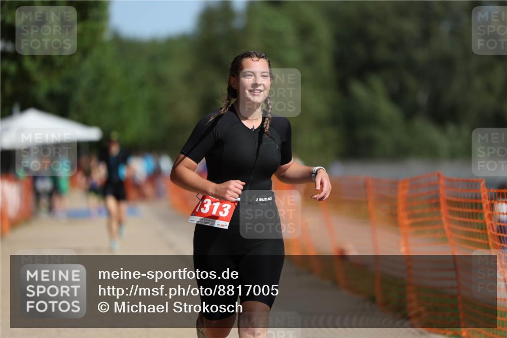 07.09.2025 - 19. Norderstedt Triathlon Michael Strokosch http://msf.ph/oto/8817005 07.09.2025 11:47:39 Laufen 1313 meine-sportfotos.de