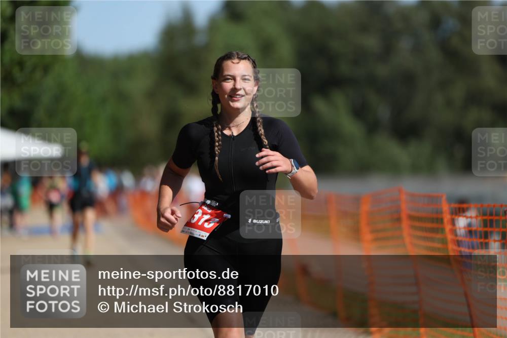07.09.2025 - 19. Norderstedt Triathlon Michael Strokosch http://msf.ph/oto/8817010 07.09.2025 11:47:39 Laufen 1313 meine-sportfotos.de