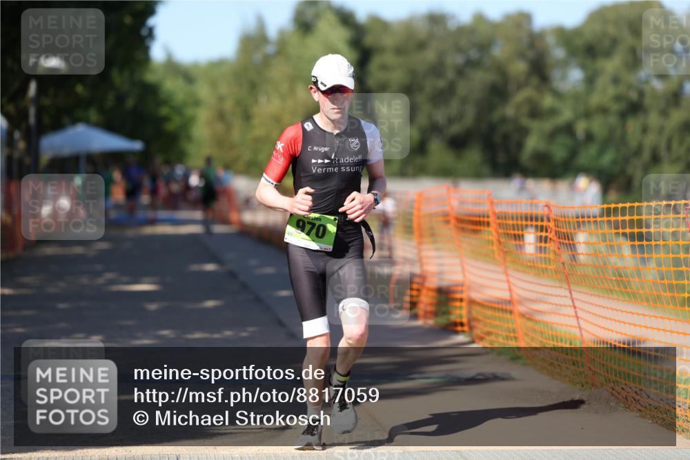 07.09.2025 - 19. Norderstedt Triathlon Michael Strokosch http://msf.ph/oto/8817059 07.09.2025 15:38:17 Laufen 475, 970, 1504 meine-sportfotos.de