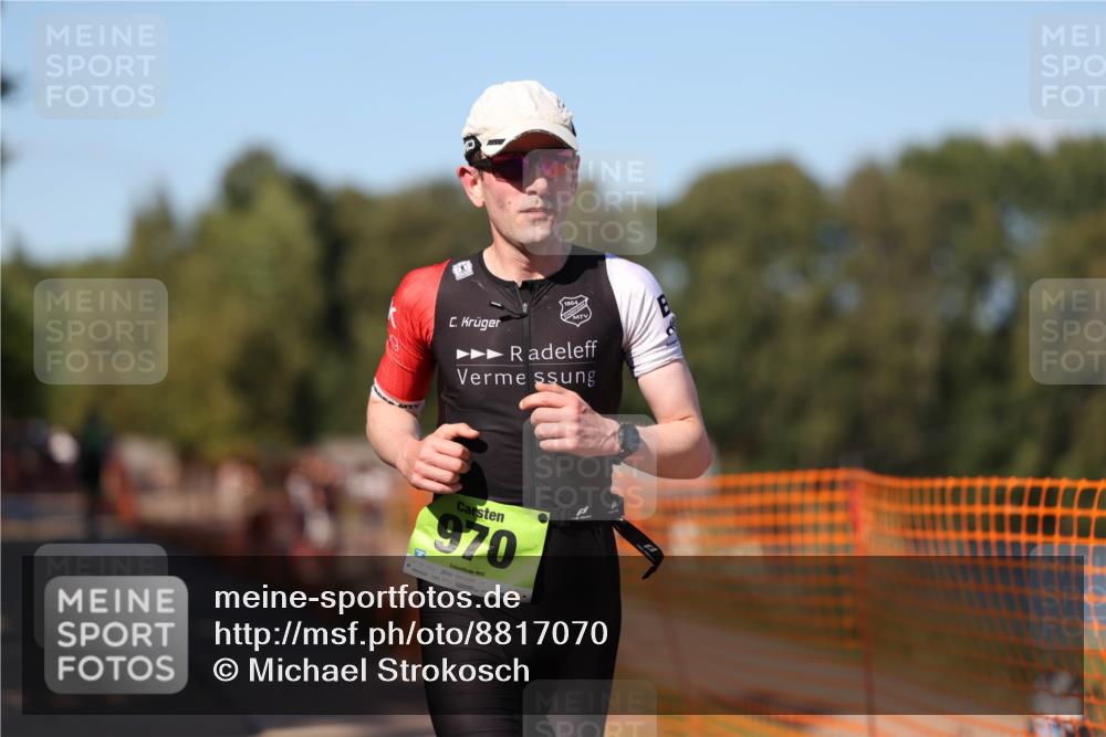 07.09.2025 - 19. Norderstedt Triathlon Michael Strokosch http://msf.ph/oto/8817070 07.09.2025 15:38:18 Laufen 970, 1504 meine-sportfotos.de