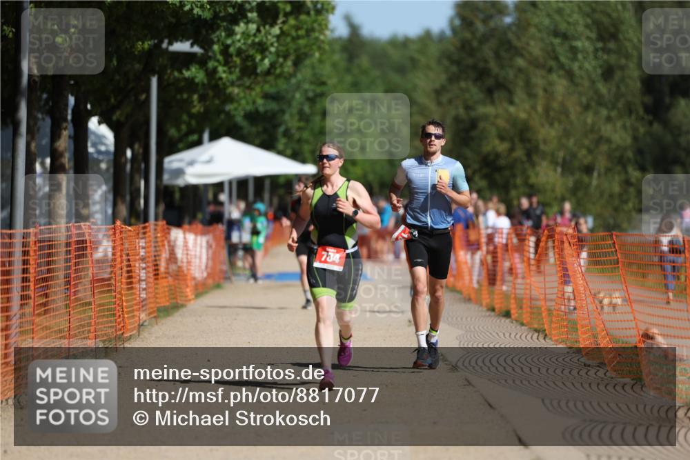 07.09.2025 - 19. Norderstedt Triathlon Michael Strokosch http://msf.ph/oto/8817077 07.09.2025 11:47:53 Laufen 185, 784 meine-sportfotos.de