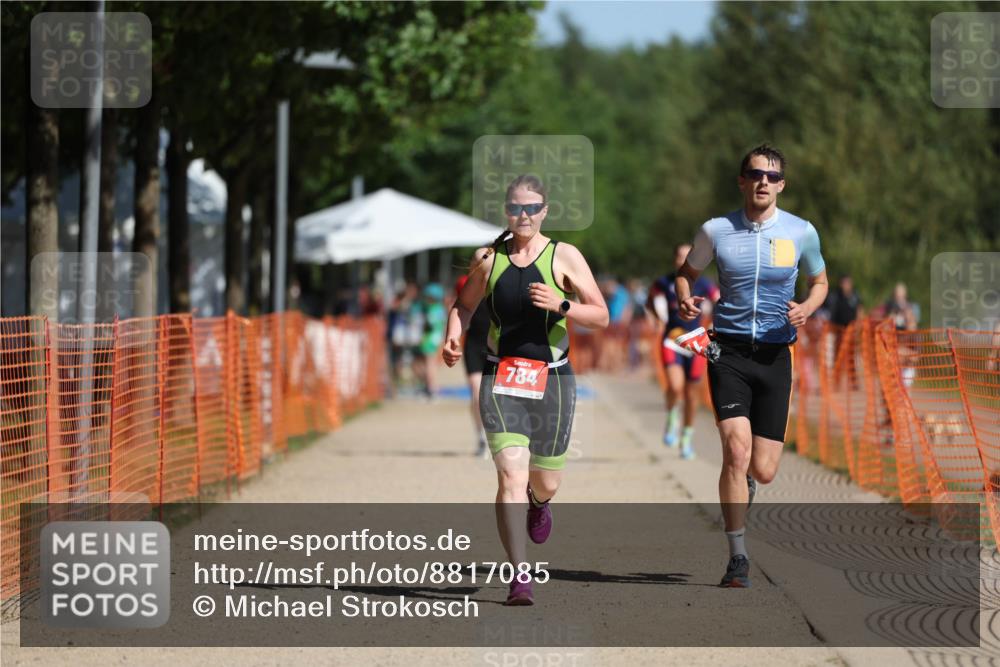 07.09.2025 - 19. Norderstedt Triathlon Michael Strokosch http://msf.ph/oto/8817085 07.09.2025 11:47:54 Laufen 185, 784, 1199 meine-sportfotos.de