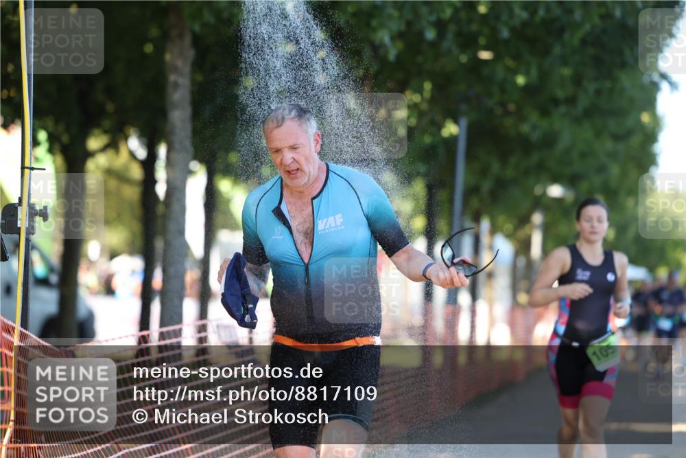 07.09.2025 - 19. Norderstedt Triathlon Michael Strokosch http://msf.ph/oto/8817109 07.09.2025 16:36:09 Laufen 932, 1058, 1589, 1628 meine-sportfotos.de