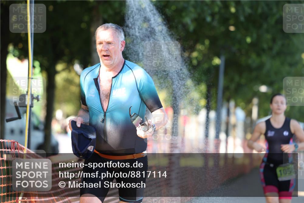07.09.2025 - 19. Norderstedt Triathlon Michael Strokosch http://msf.ph/oto/8817114 07.09.2025 16:36:09 Laufen 932, 1058, 1589, 1628 meine-sportfotos.de