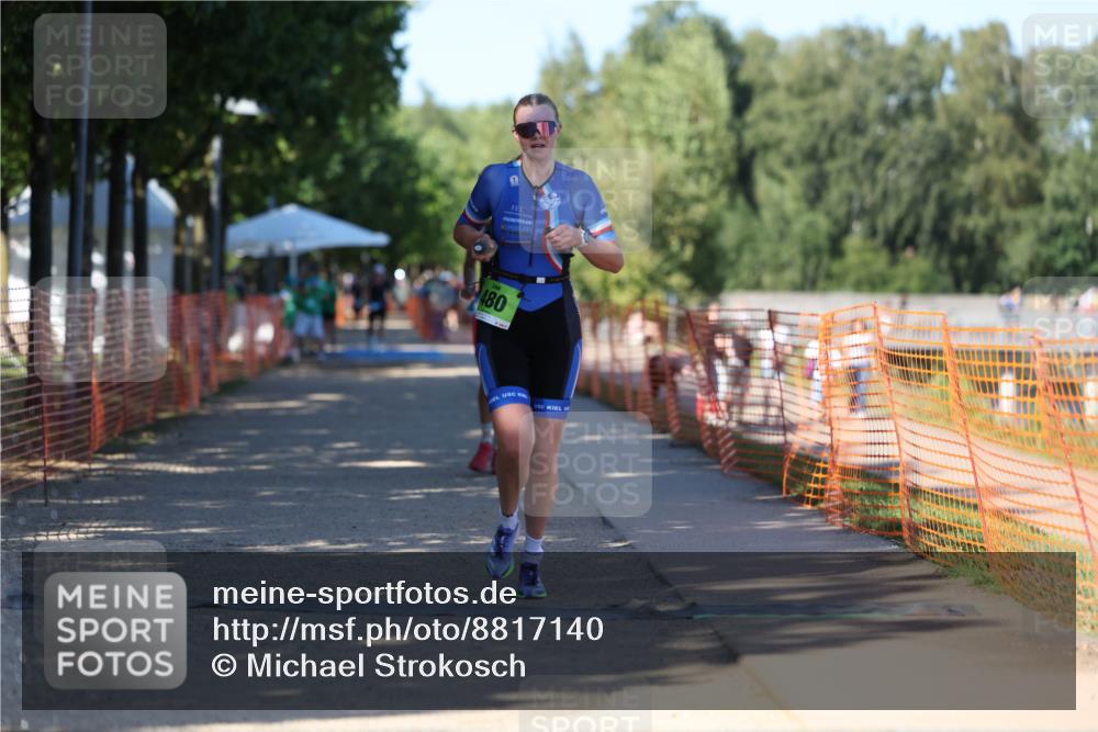 07.09.2025 - 19. Norderstedt Triathlon Michael Strokosch http://msf.ph/oto/8817140 07.09.2025 15:38:30 Laufen 377, 473, 480 meine-sportfotos.de