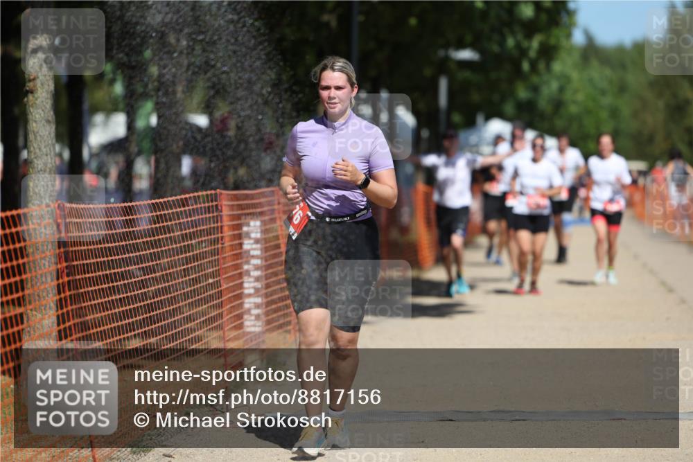 07.09.2025 - 19. Norderstedt Triathlon Michael Strokosch http://msf.ph/oto/8817156 07.09.2025 12:58:05 Laufen 176, 713, 780, 827, 835, 1277, 1398 meine-sportfotos.de