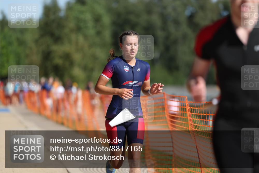 07.09.2025 - 19. Norderstedt Triathlon Michael Strokosch http://msf.ph/oto/8817165 07.09.2025 11:48:02 Laufen 784, 1177, 1199 meine-sportfotos.de