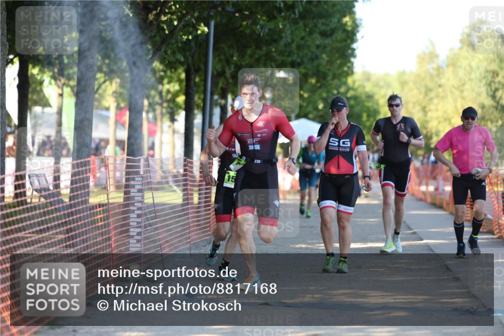 07.09.2025 - 19. Norderstedt Triathlon Michael Strokosch http://msf.ph/oto/8817168 07.09.2025 16:36:40 Laufen 445, 950, 1571, 1574, 1579 meine-sportfotos.de