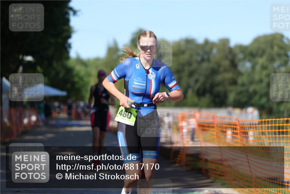 07.09.2025 - 19. Norderstedt Triathlon Michael Strokosch http://msf.ph/oto/8817170 07.09.2025 15:38:31 Laufen 377, 473, 480 meine-sportfotos.de