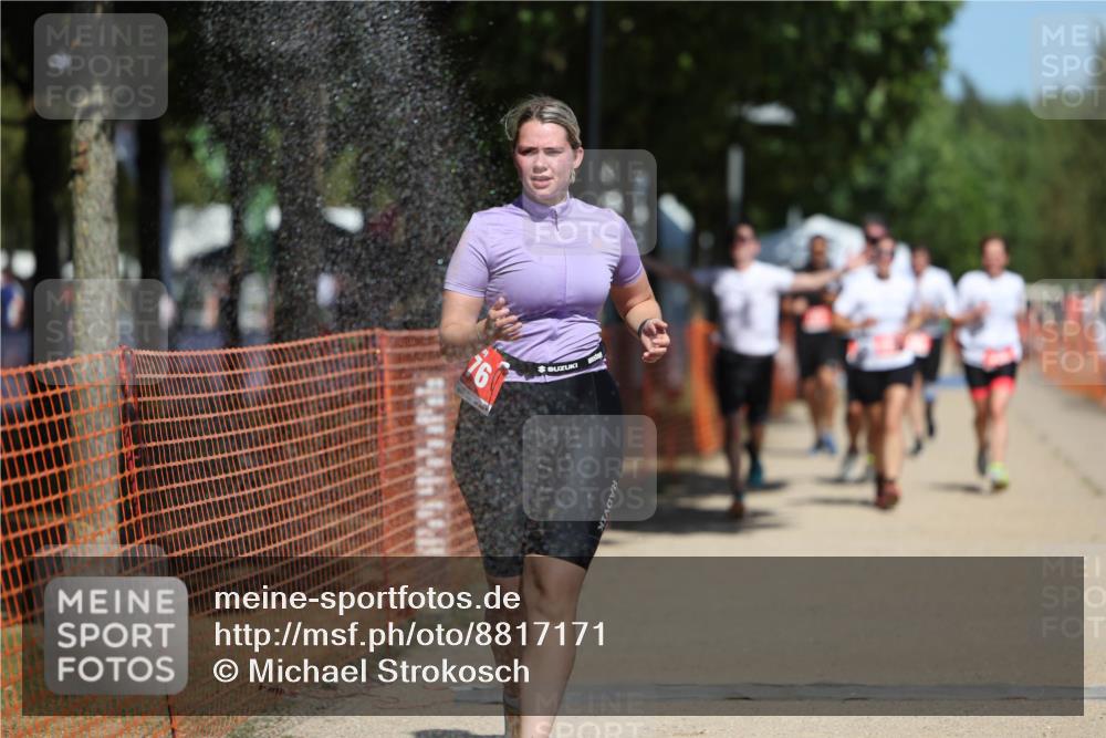 07.09.2025 - 19. Norderstedt Triathlon Michael Strokosch http://msf.ph/oto/8817171 07.09.2025 12:58:06 Laufen 176, 713, 780, 827, 1277, 1398 meine-sportfotos.de