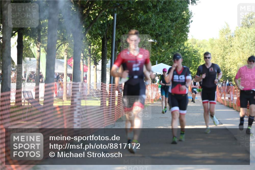 07.09.2025 - 19. Norderstedt Triathlon Michael Strokosch http://msf.ph/oto/8817172 07.09.2025 16:36:40 Laufen 445, 950, 1571, 1574, 1579 meine-sportfotos.de