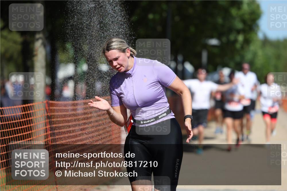 07.09.2025 - 19. Norderstedt Triathlon Michael Strokosch http://msf.ph/oto/8817210 07.09.2025 12:58:07 Laufen 176, 713, 717, 780, 827, 1277, 1398 meine-sportfotos.de