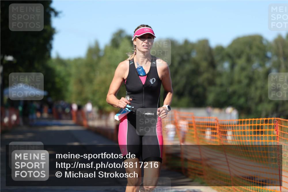 07.09.2025 - 19. Norderstedt Triathlon Michael Strokosch http://msf.ph/oto/8817216 07.09.2025 15:38:34 Laufen 377, 480 meine-sportfotos.de