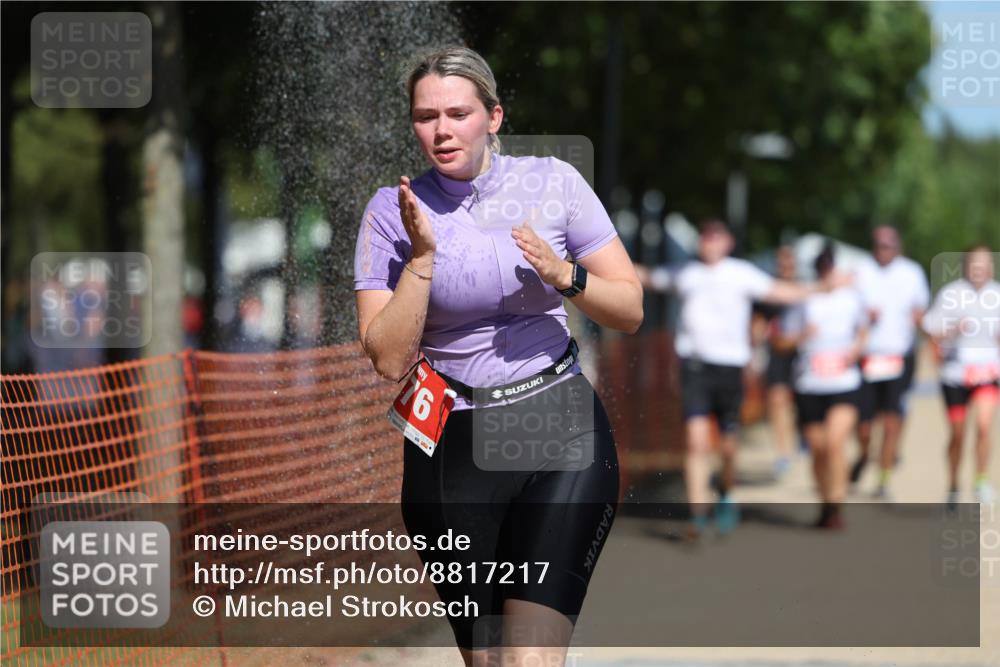 07.09.2025 - 19. Norderstedt Triathlon Michael Strokosch http://msf.ph/oto/8817217 07.09.2025 12:58:07 Laufen 176, 713, 717, 780, 827, 1277, 1398 meine-sportfotos.de