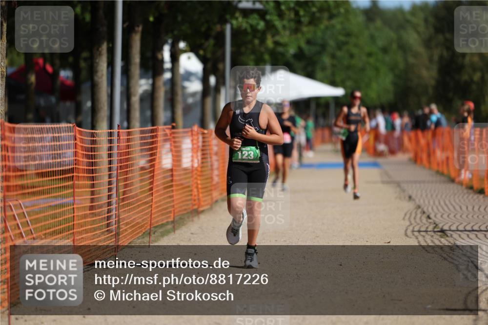 07.09.2025 - 19. Norderstedt Triathlon Michael Strokosch http://msf.ph/oto/8817226 07.09.2025 10:48:13 Laufen 91, 123, 132, 1115 meine-sportfotos.de