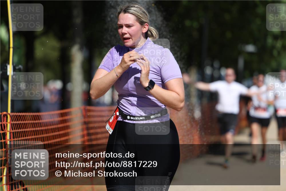 07.09.2025 - 19. Norderstedt Triathlon Michael Strokosch http://msf.ph/oto/8817229 07.09.2025 12:58:08 Laufen 176, 189, 717, 780, 827, 1277, 1398 meine-sportfotos.de