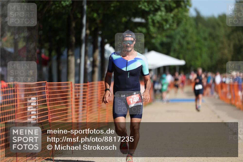 07.09.2025 - 19. Norderstedt Triathlon Michael Strokosch http://msf.ph/oto/8817235 07.09.2025 11:48:23 Laufen 749 meine-sportfotos.de