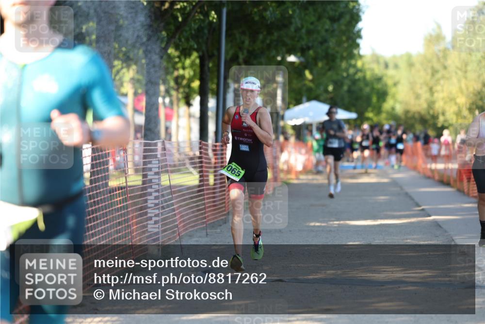 07.09.2025 - 19. Norderstedt Triathlon Michael Strokosch http://msf.ph/oto/8817262 07.09.2025 16:36:53 Laufen 530, 937, 1065, 1084, 1424 meine-sportfotos.de