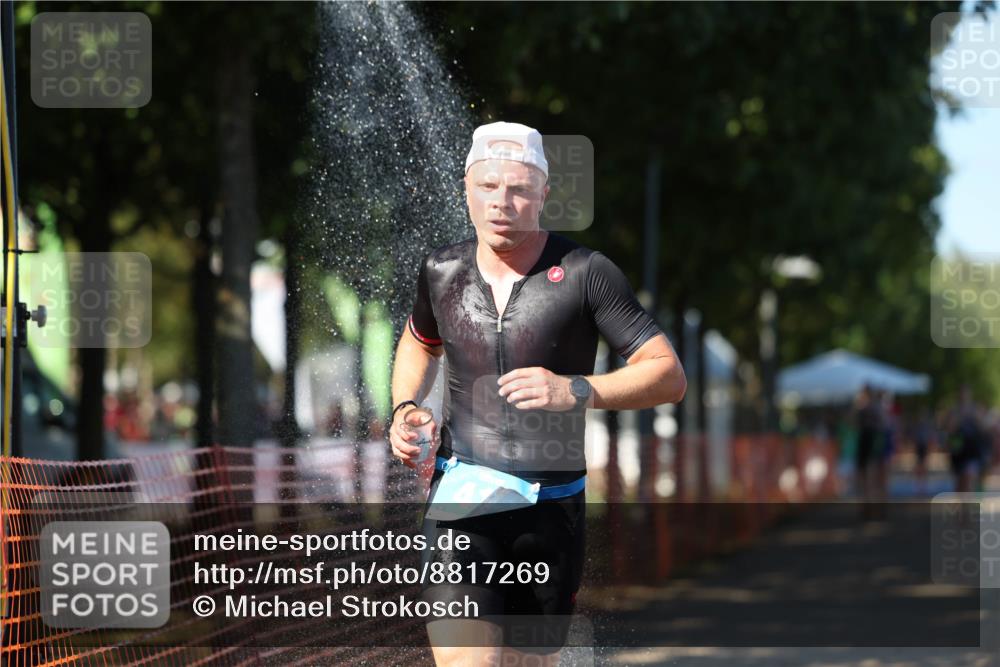 07.09.2025 - 19. Norderstedt Triathlon Michael Strokosch http://msf.ph/oto/8817269 07.09.2025 15:38:59 Laufen 411, 479 meine-sportfotos.de