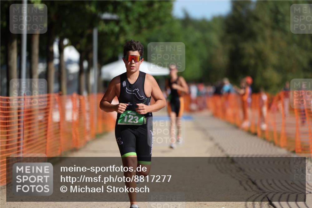 07.09.2025 - 19. Norderstedt Triathlon Michael Strokosch http://msf.ph/oto/8817277 07.09.2025 10:48:14 Laufen 91, 123, 132 meine-sportfotos.de