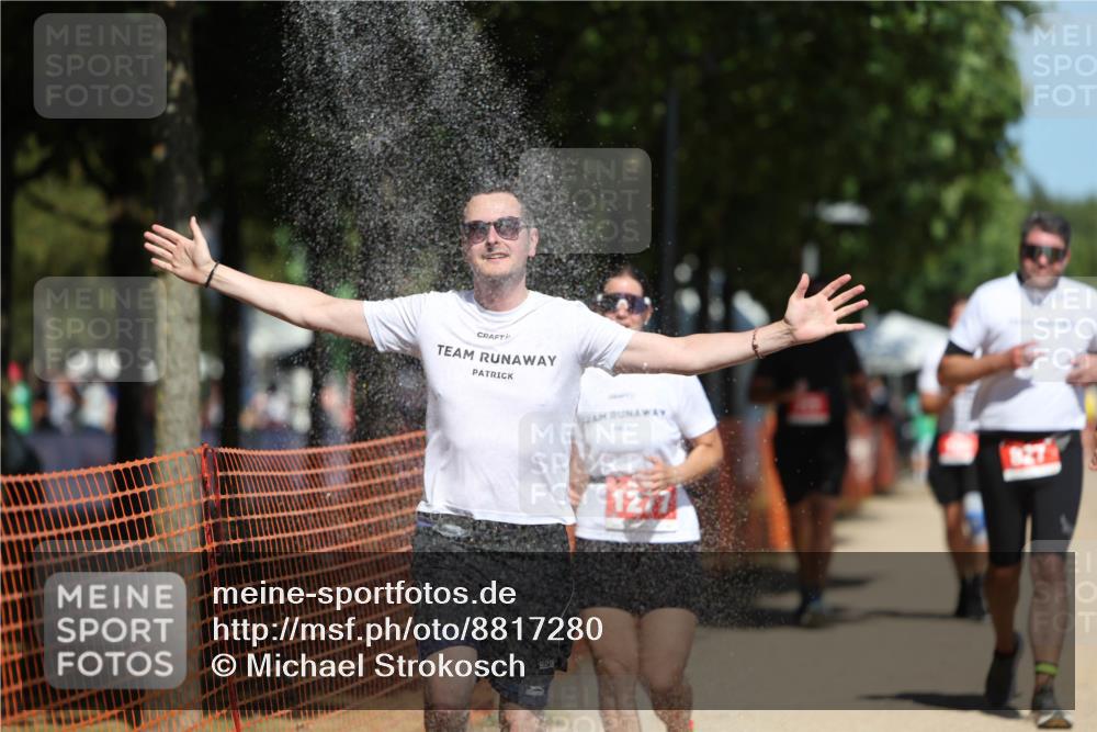 07.09.2025 - 19. Norderstedt Triathlon Michael Strokosch http://msf.ph/oto/8817280 07.09.2025 12:58:11 Laufen 189, 717, 780, 827, 1277, 1398 meine-sportfotos.de