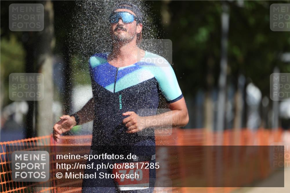 07.09.2025 - 19. Norderstedt Triathlon Michael Strokosch http://msf.ph/oto/8817285 07.09.2025 11:48:25 Laufen 749 meine-sportfotos.de