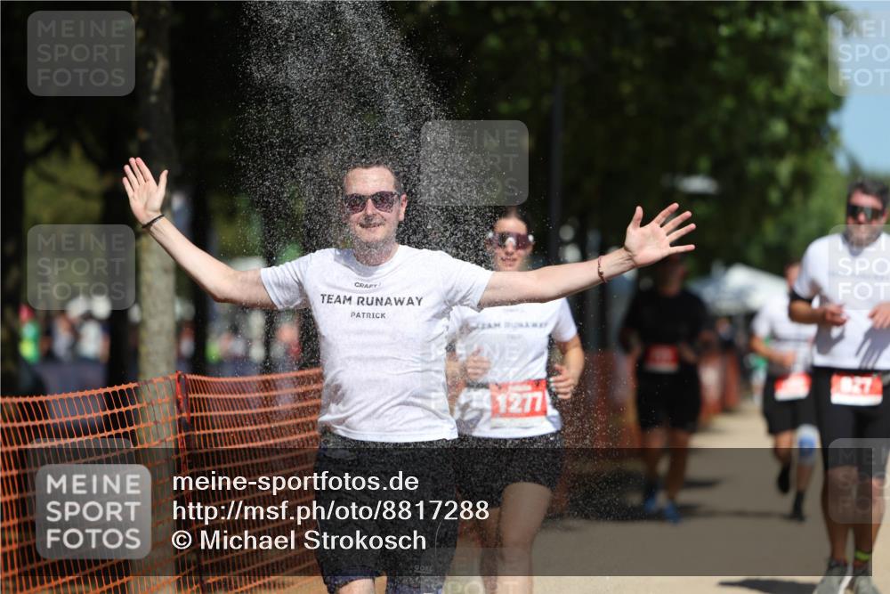 07.09.2025 - 19. Norderstedt Triathlon Michael Strokosch http://msf.ph/oto/8817288 07.09.2025 12:58:11 Laufen 189, 717, 780, 827, 1277, 1398 meine-sportfotos.de