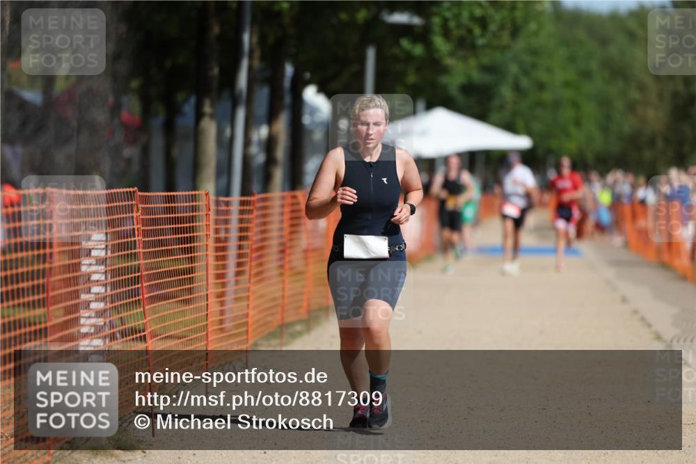 07.09.2025 - 19. Norderstedt Triathlon Michael Strokosch http://msf.ph/oto/8817309 07.09.2025 11:48:34 Laufen 1341 meine-sportfotos.de