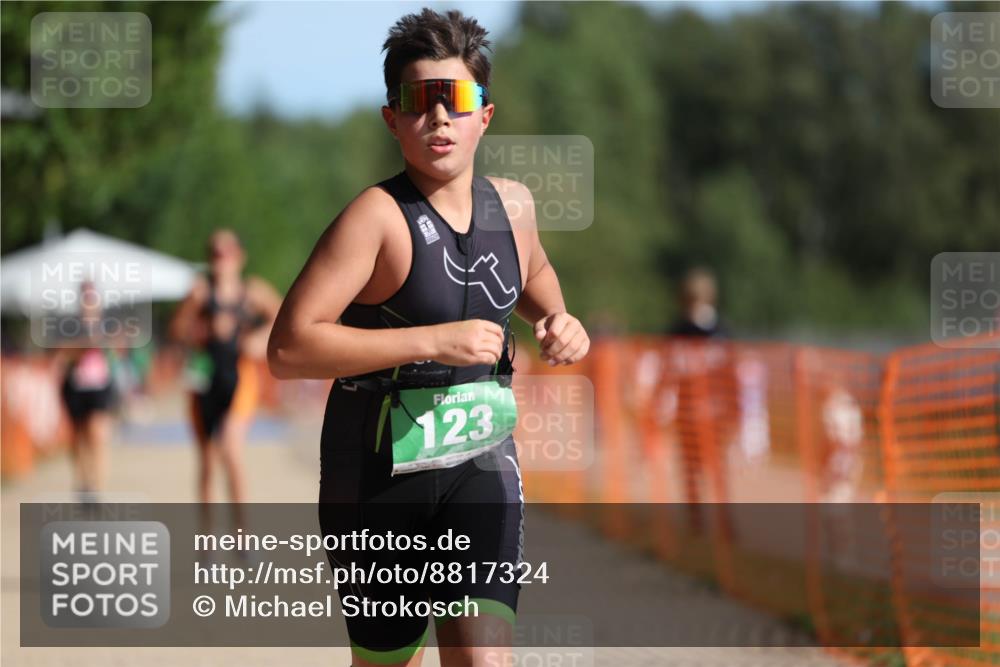 07.09.2025 - 19. Norderstedt Triathlon Michael Strokosch http://msf.ph/oto/8817324 07.09.2025 10:48:16 Laufen 91, 123 meine-sportfotos.de