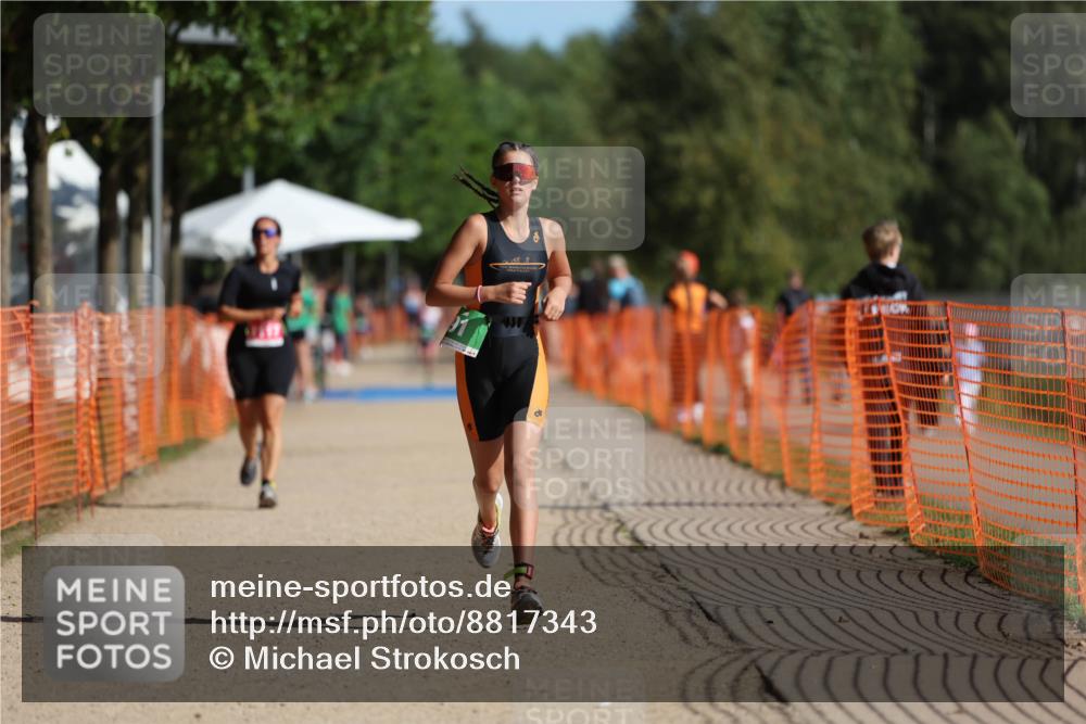 07.09.2025 - 19. Norderstedt Triathlon Michael Strokosch http://msf.ph/oto/8817343 07.09.2025 10:48:17 Laufen 91, 123 meine-sportfotos.de