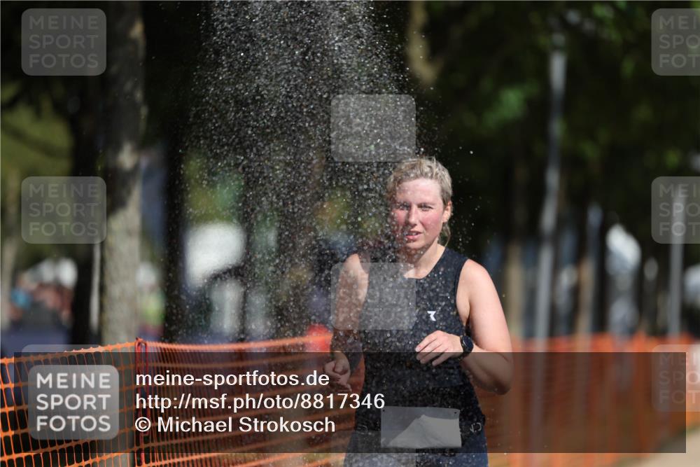 07.09.2025 - 19. Norderstedt Triathlon Michael Strokosch http://msf.ph/oto/8817346 07.09.2025 11:48:37 Laufen 1341 meine-sportfotos.de