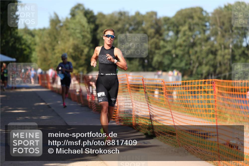 07.09.2025 - 19. Norderstedt Triathlon Michael Strokosch http://msf.ph/oto/8817409 07.09.2025 15:39:18 Laufen 469, 1439 meine-sportfotos.de
