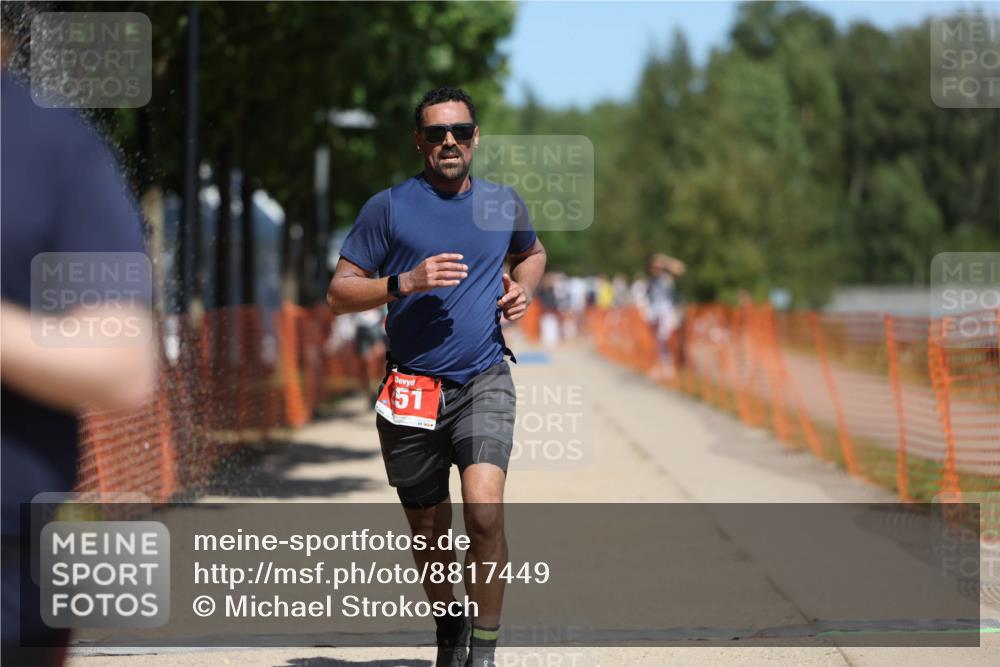 07.09.2025 - 19. Norderstedt Triathlon Michael Strokosch http://msf.ph/oto/8817449 07.09.2025 12:58:25 Laufen 194, 227, 251 meine-sportfotos.de