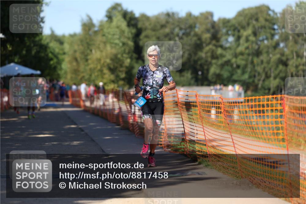 07.09.2025 - 19. Norderstedt Triathlon Michael Strokosch http://msf.ph/oto/8817458 07.09.2025 15:39:21 Laufen 469, 1439, 1500 meine-sportfotos.de