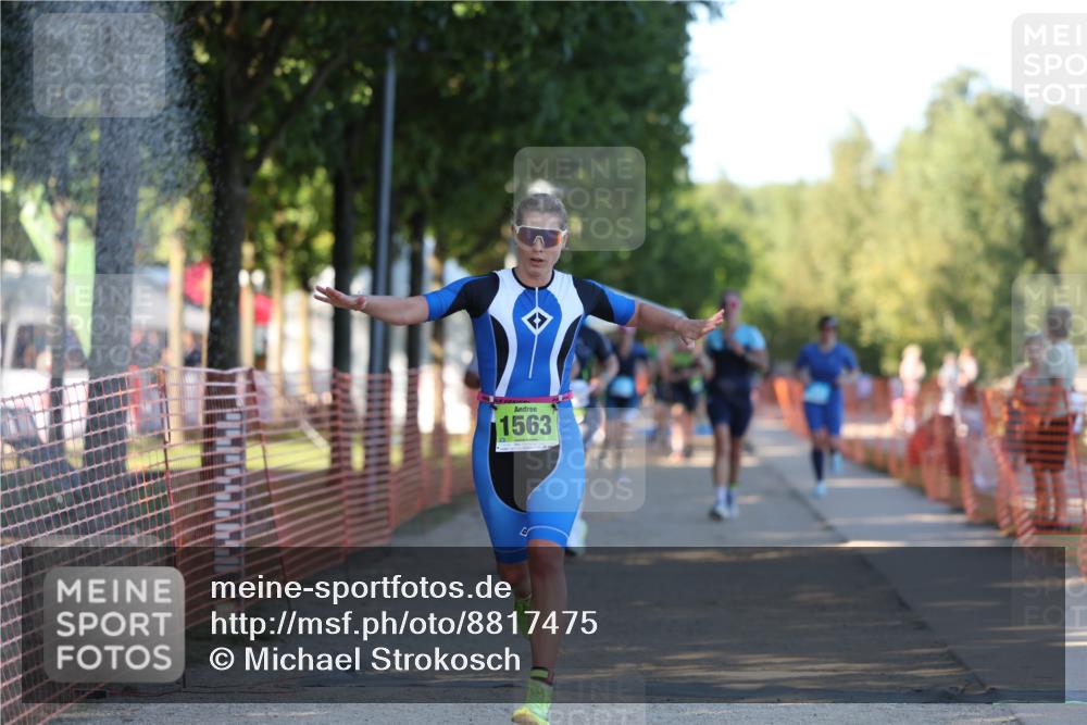 07.09.2025 - 19. Norderstedt Triathlon Michael Strokosch http://msf.ph/oto/8817475 07.09.2025 16:37:49 Laufen 529, 947, 1068, 1094, 1454, 1559, 1563, 1607 meine-sportfotos.de