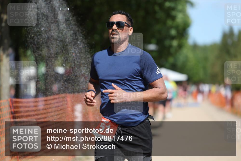 07.09.2025 - 19. Norderstedt Triathlon Michael Strokosch http://msf.ph/oto/8817476 07.09.2025 12:58:26 Laufen 194, 227, 251 meine-sportfotos.de