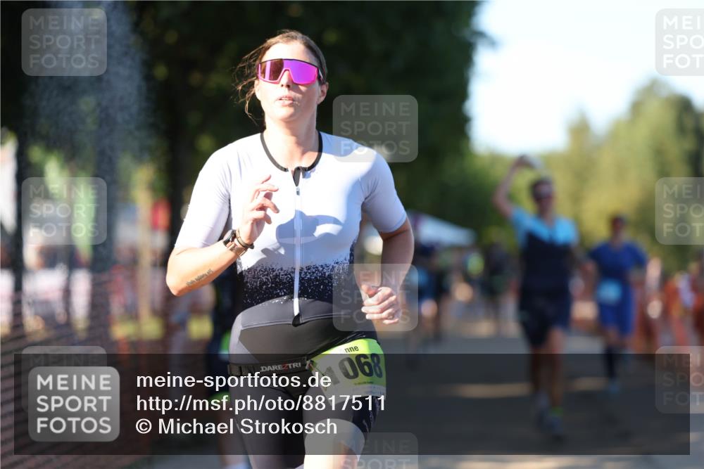 07.09.2025 - 19. Norderstedt Triathlon Michael Strokosch http://msf.ph/oto/8817511 07.09.2025 16:37:53 Laufen 529, 947, 1068, 1094, 1454, 1470, 1554, 1563, 1607 meine-sportfotos.de
