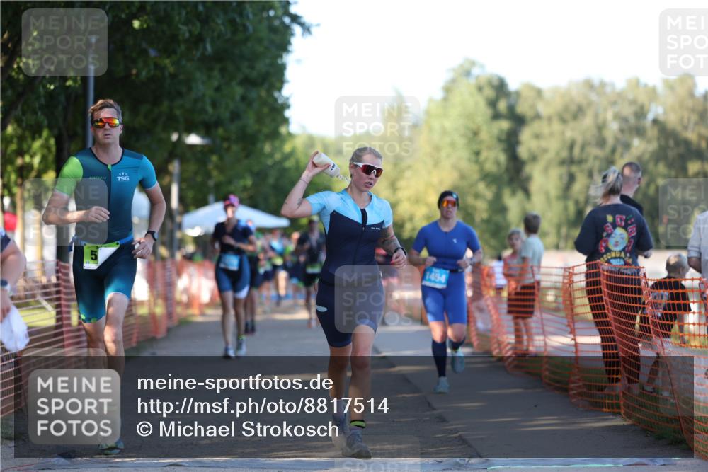 07.09.2025 - 19. Norderstedt Triathlon Michael Strokosch http://msf.ph/oto/8817514 07.09.2025 16:37:54 Laufen 529, 1068, 1094, 1454, 1470, 1554, 1563, 1607 meine-sportfotos.de