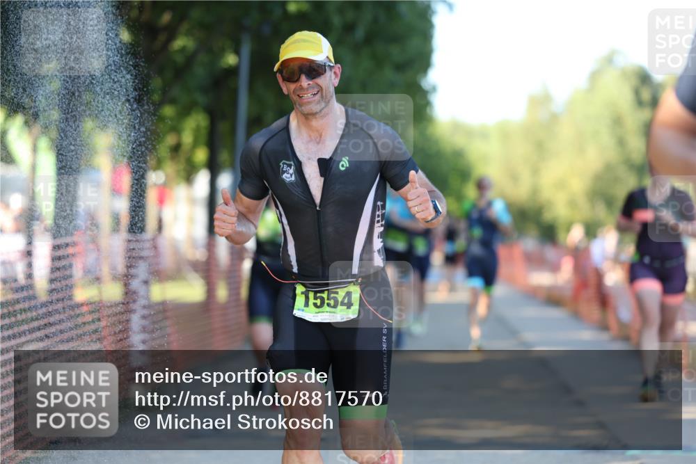 07.09.2025 - 19. Norderstedt Triathlon Michael Strokosch http://msf.ph/oto/8817570 07.09.2025 16:38:02 Laufen 453, 923, 1046, 1092, 1470, 1494, 1554 meine-sportfotos.de